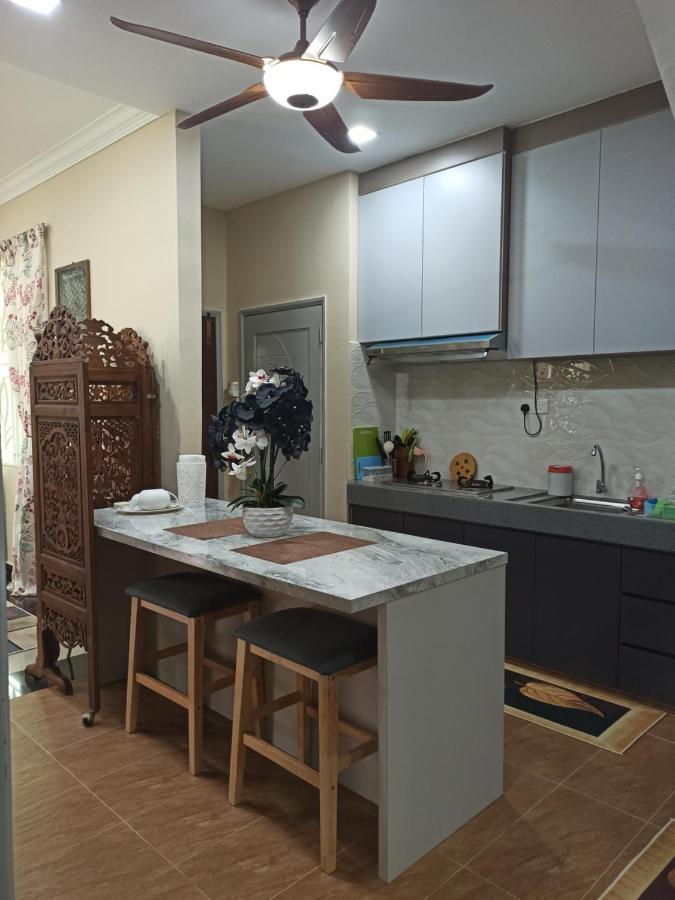 Darney'S Homestay Kg Bangau Tanjung 淡马鲁 外观 照片