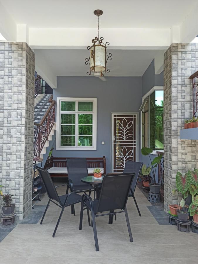 Darney'S Homestay Kg Bangau Tanjung 淡马鲁 外观 照片