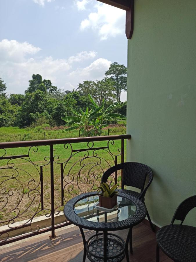 Darney'S Homestay Kg Bangau Tanjung 淡马鲁 外观 照片